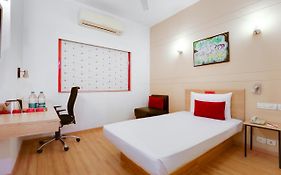 Red Fox Hotel