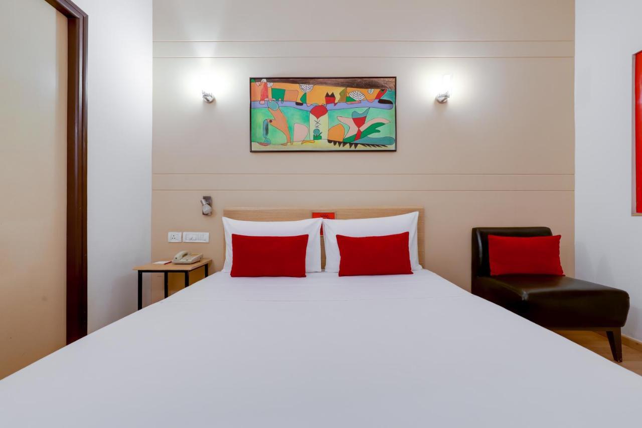 Red Fox By Lemon Tree Hotels, East Delhi Экстерьер фото